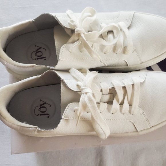 Women's White Sneakers Size 10 Joy Performance Comfort Leather Sneakers In Box - Picture 8 of 13